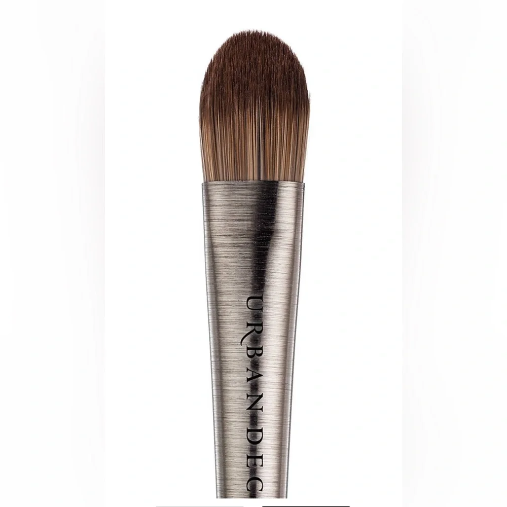 NEW Urban Decay Brush Flat Optical Blurring brush F-108 Airbrush effects